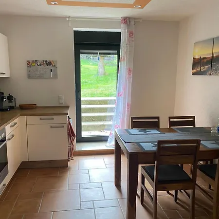 Auf Dem Gutshof Renz Weißenfels